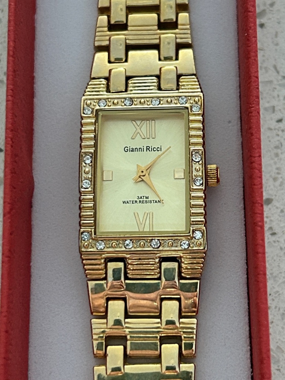 Elegant Gold-Tone Gianni Ricci Watch | Crystal Bezel - Picture 2 of 8